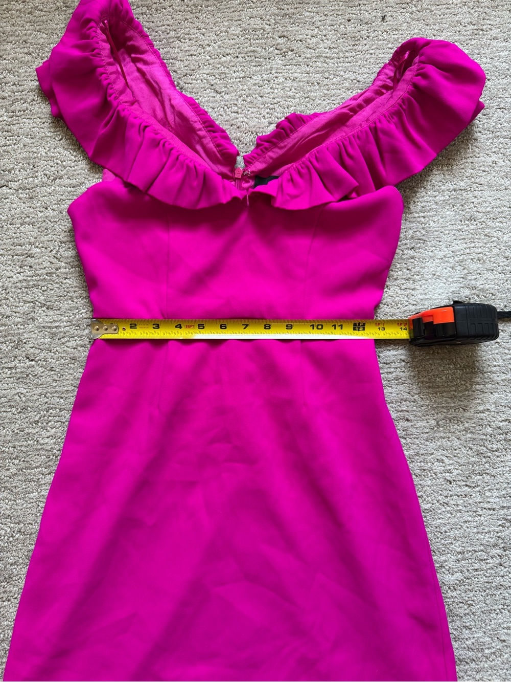 Stunning Women’s Ruffle V-Neck Sleeveless Top in Fuchsia - Picture 5 of 5
